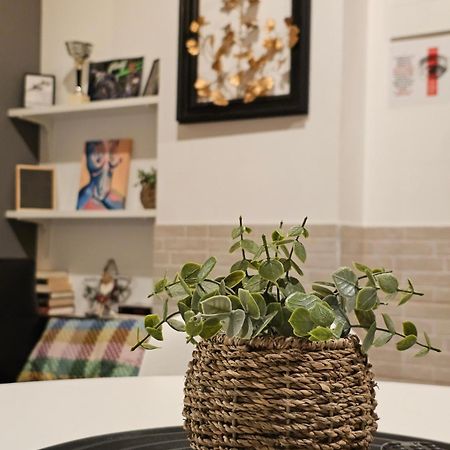 Hlius Brand New Apartments Valencia Exterior photo