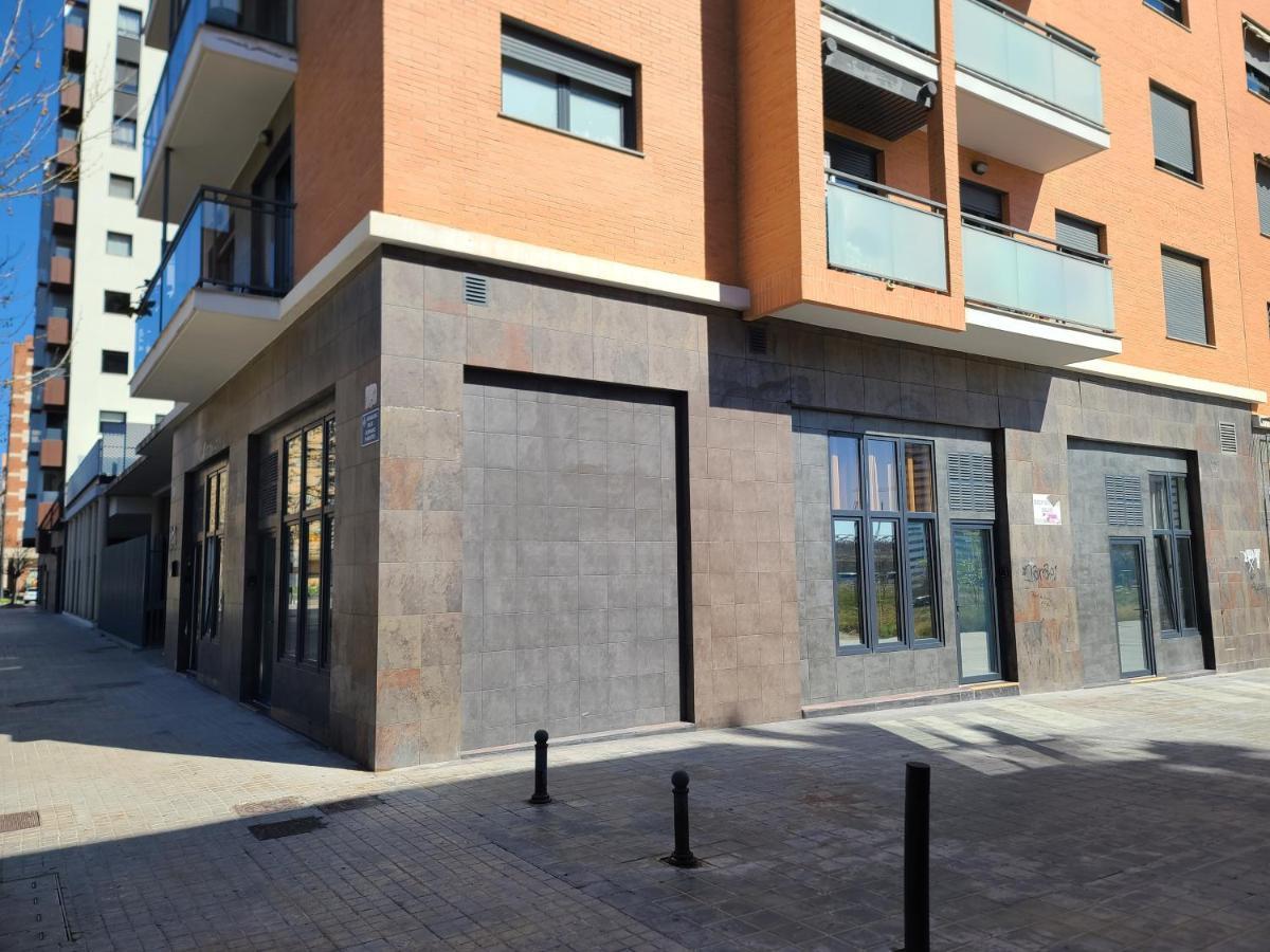 Hlius Brand New Apartments Valencia Exterior photo