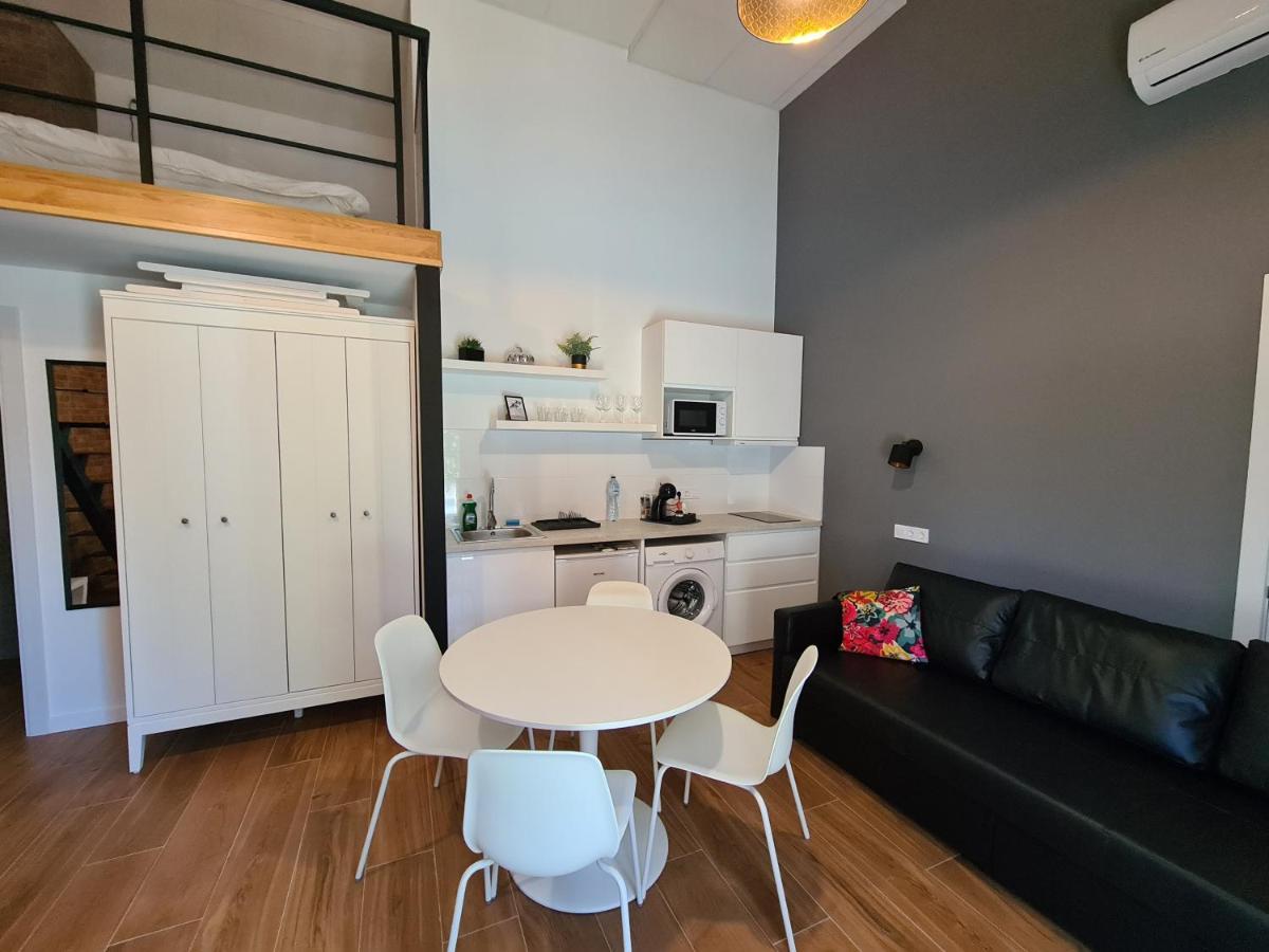 Hlius Brand New Apartments Valencia Exterior photo