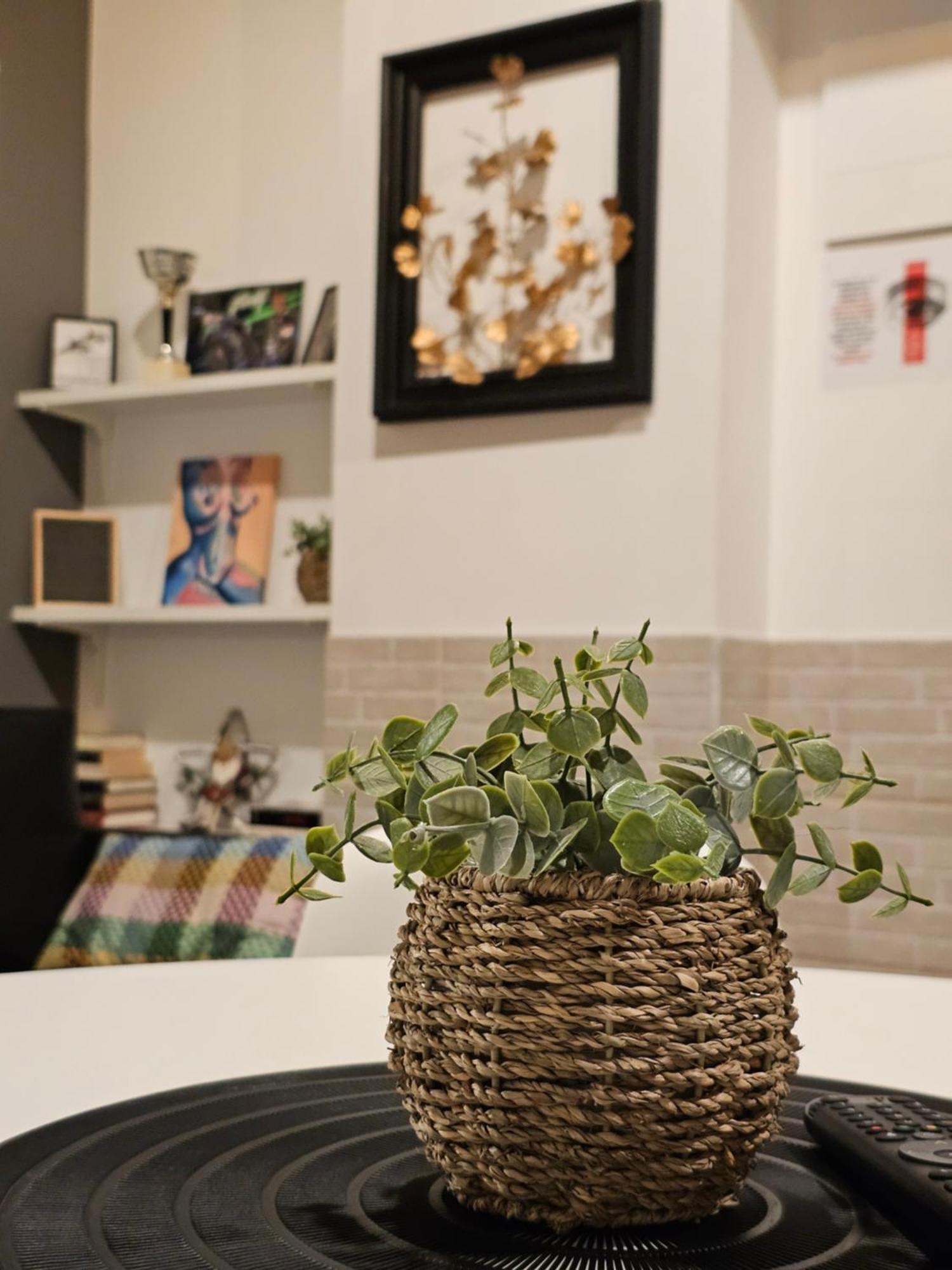 Hlius Brand New Apartments Valencia Exterior photo